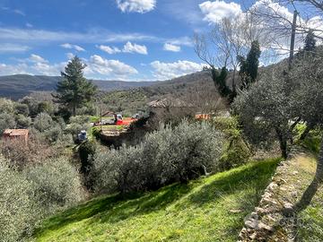 Rustico +terreno in umbria