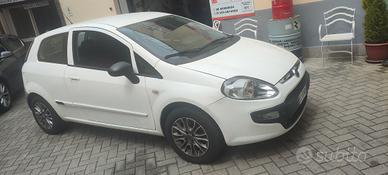 FIAT PUNTO KM 181000  €2600