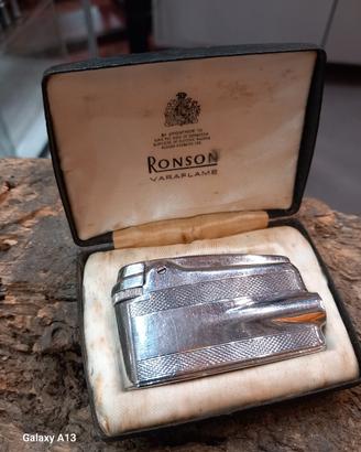 Ronson Varaflame, a gas, funzionante.