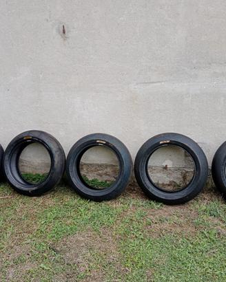 Gomme slick Pirelli