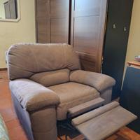 Poltrona reclinabile 