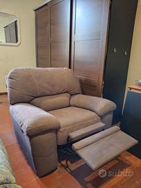 Poltrona reclinabile 