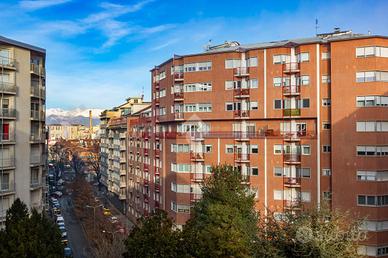 4 LOCALI A TORINO