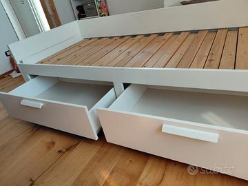 letto con cassettoni