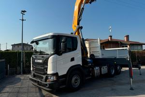 Scania G 460 XT con nuovo allestimento gru cestell