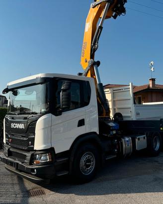 Scania G 460 XT con nuovo allestimento gru cestell