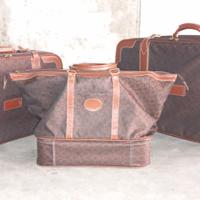 VALIGIE - Set  con  Beauty  Case