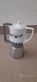 caffettiera vintage in ceramica 