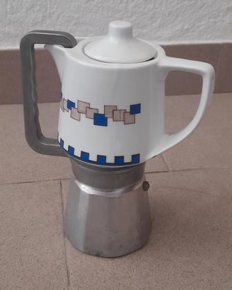 caffettiera vintage in ceramica 