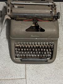 Macchina da scrivere olimpia