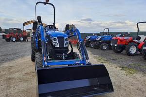 Trattore Solis 26 con caricatore frontale Bonatti