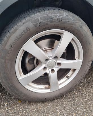 Cerchi R18 con gomme 235/55 per VW Tiguan