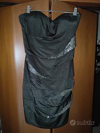 Vestito nero da sera senza spalline