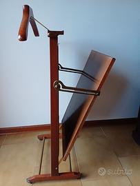 portabiti apribile in legno con ruote 