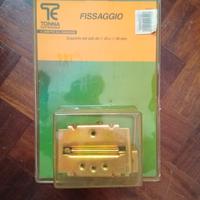 Elementi fissaggio pali per antenna 