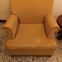 due poltrone prezzo unico