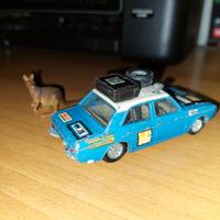 CorgyToys 1.43  AUTO rallye Hillman Hunter&CANGURO