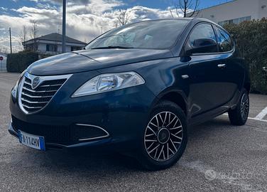 Lancia ypsilon Gold