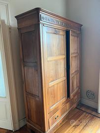 Armadio in legno