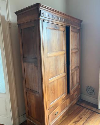Armadio in legno
