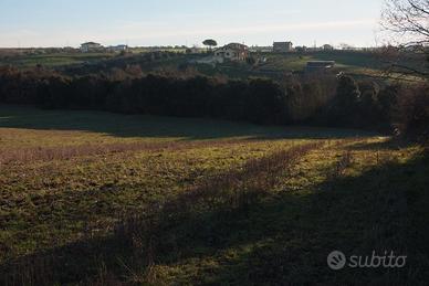 Terreno edificabile vicino Bracciano (Roma)