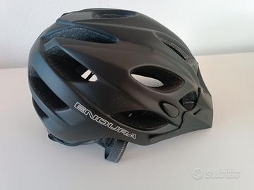 Casco da ciclismo Endura Taglia S-M