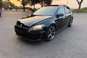Volkswagen Golf GTD 2.0 TDI 5p. Business BlueMotio