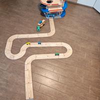 LEGNO pista e parcheggio multipiano automobiline