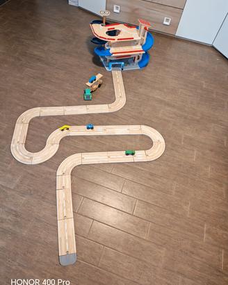 LEGNO pista e parcheggio multipiano automobiline