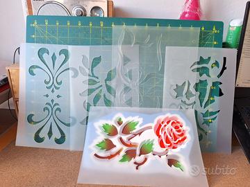 STENCIL IN PLASTICA 21 PEZZI