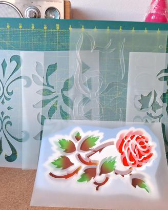 STENCIL IN PLASTICA 21 PEZZI