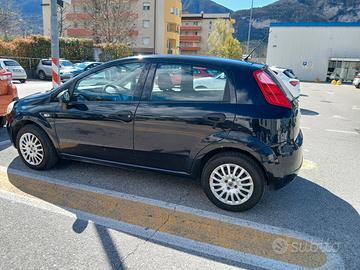 FIAT GRANDE PUNTO 
