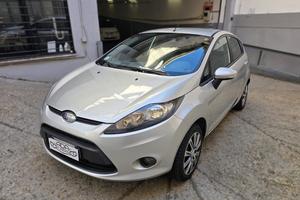 FORD FIESTA 1.4 AUTOMATICA