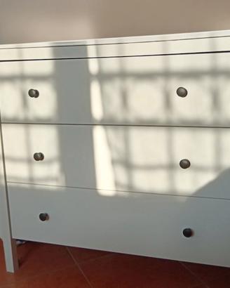 Cassettiera Ikea Hemnes