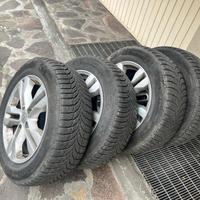 CERCHI NISSAN DA 17 CON GOMME INVERNALI
