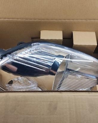 Proiettore destro FIAT GRANDE PUNTO EVO del 2011