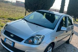 Ford fiesta 1.2 benzina