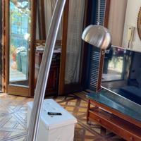 Lampada da terra design moderno KASANOVA