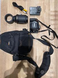 Nikon D3200 con obiettivi 18-55 e 55-200 + borsa