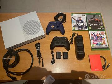 Xbox One S + Accessori + 3 Giochi