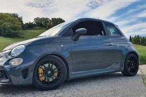 Abarth 595 1.4 Turbo T-Jet 70° Anniversario 279cv