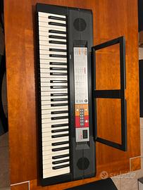 Yamaha PSR F50