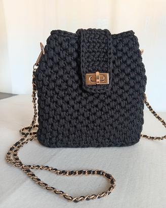 Borsa uncinetto nera