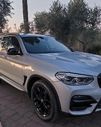 splendida BMW X3 18d SDrive tenuta maniacalmente