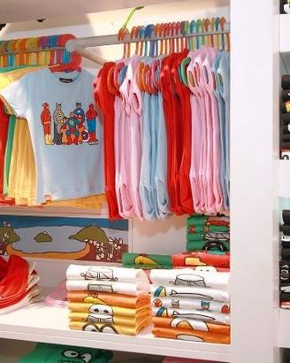 Abbigliamento bimba da 0 a 9 anni. 