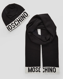 Set Berreto e Sciarpa Moschino