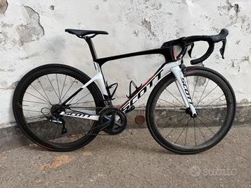Bici da corsa Scott foil