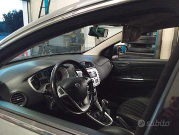 Lancia Delta 1.6 multijet