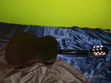 chitarra ancora nuova