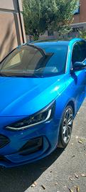 FORD FOCUS ST LINE X